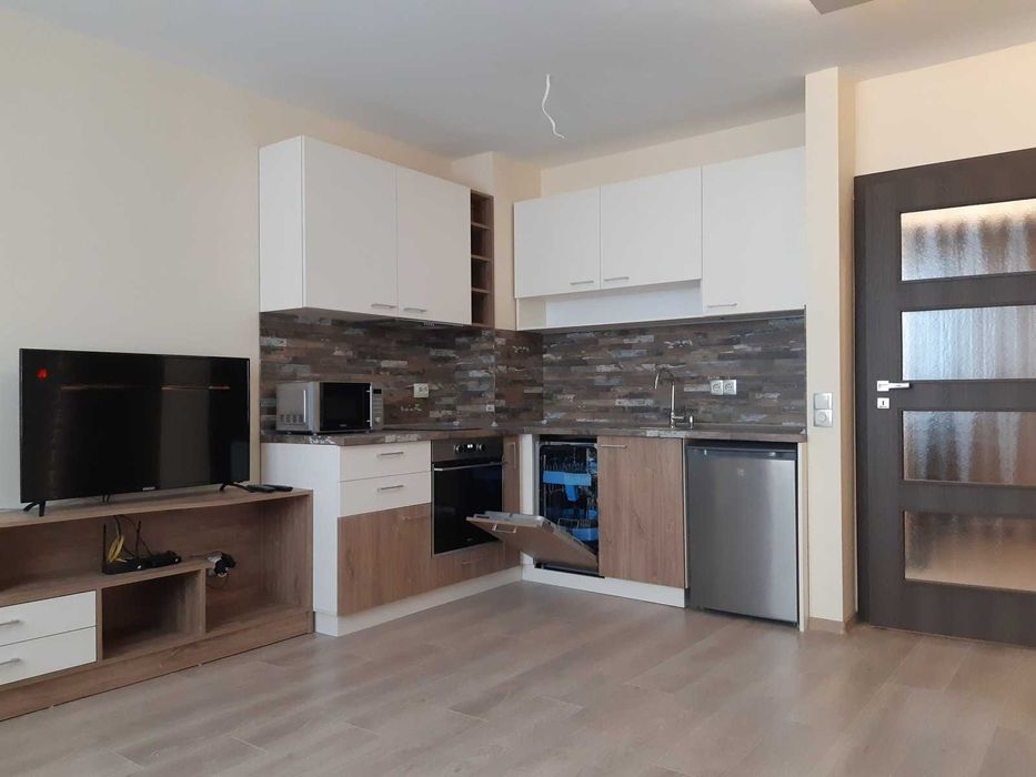 Дава се под наем Двустаен апартамент в София, Дианабад - 65 кв.м за 448.8 € - Снимка #1