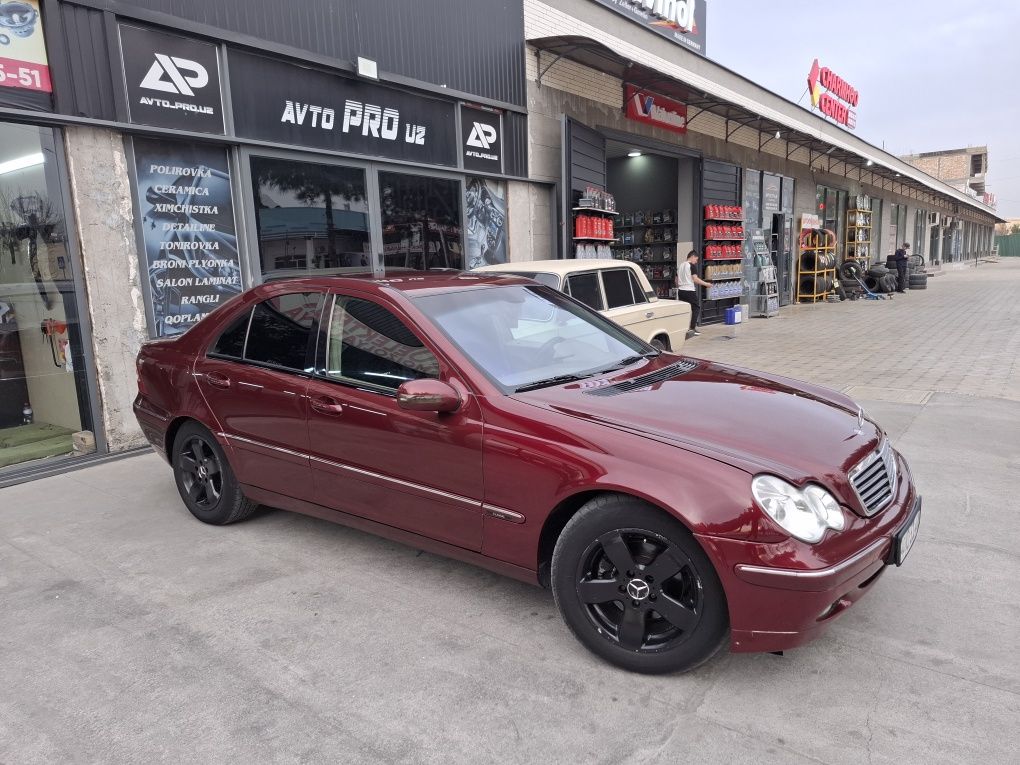 Мерседес бенс w203