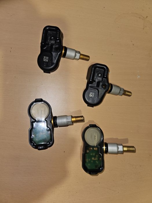 Senzori pentru roti de Rav4 originali, noi
