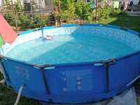 Piscină  în stare buna