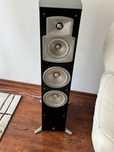 Boxe podea Yamaha NS 555