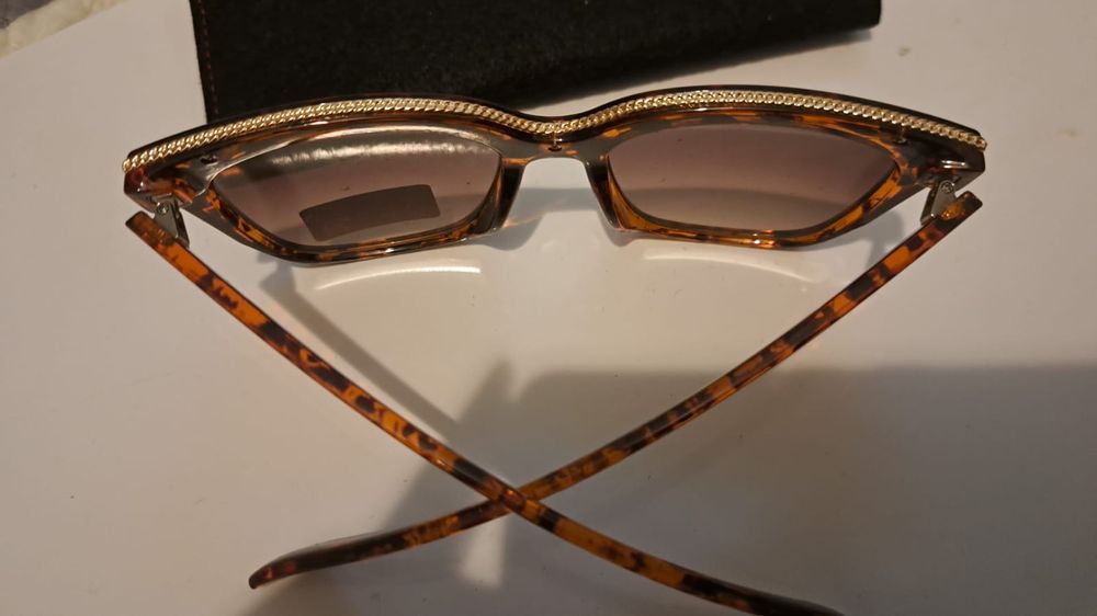 Ochelari de soare GUESS  DAMA