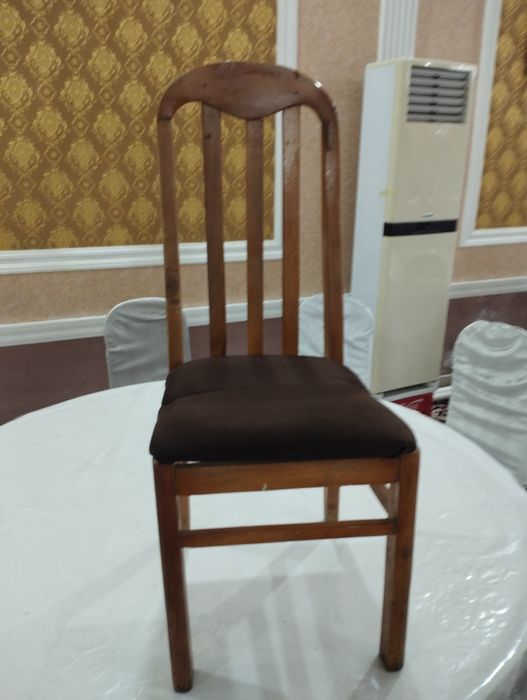 Мебель стуллар срочно сотилади