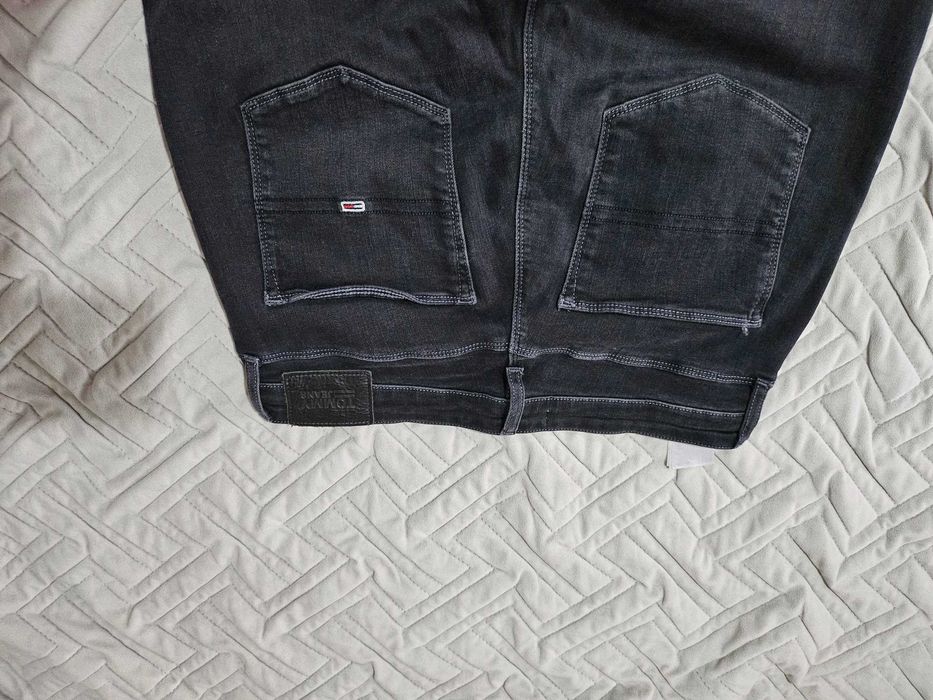 Blugi Tommy_hilfiger