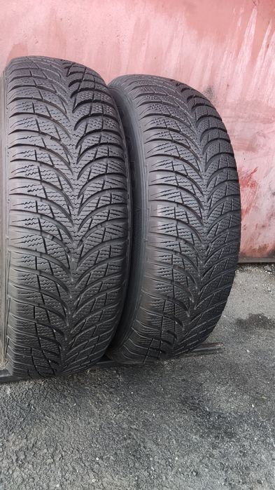 2бр. зимни гуми 185/65/15 GoodYear Ultra Grip 
dot21
6.9mm
Добро състо