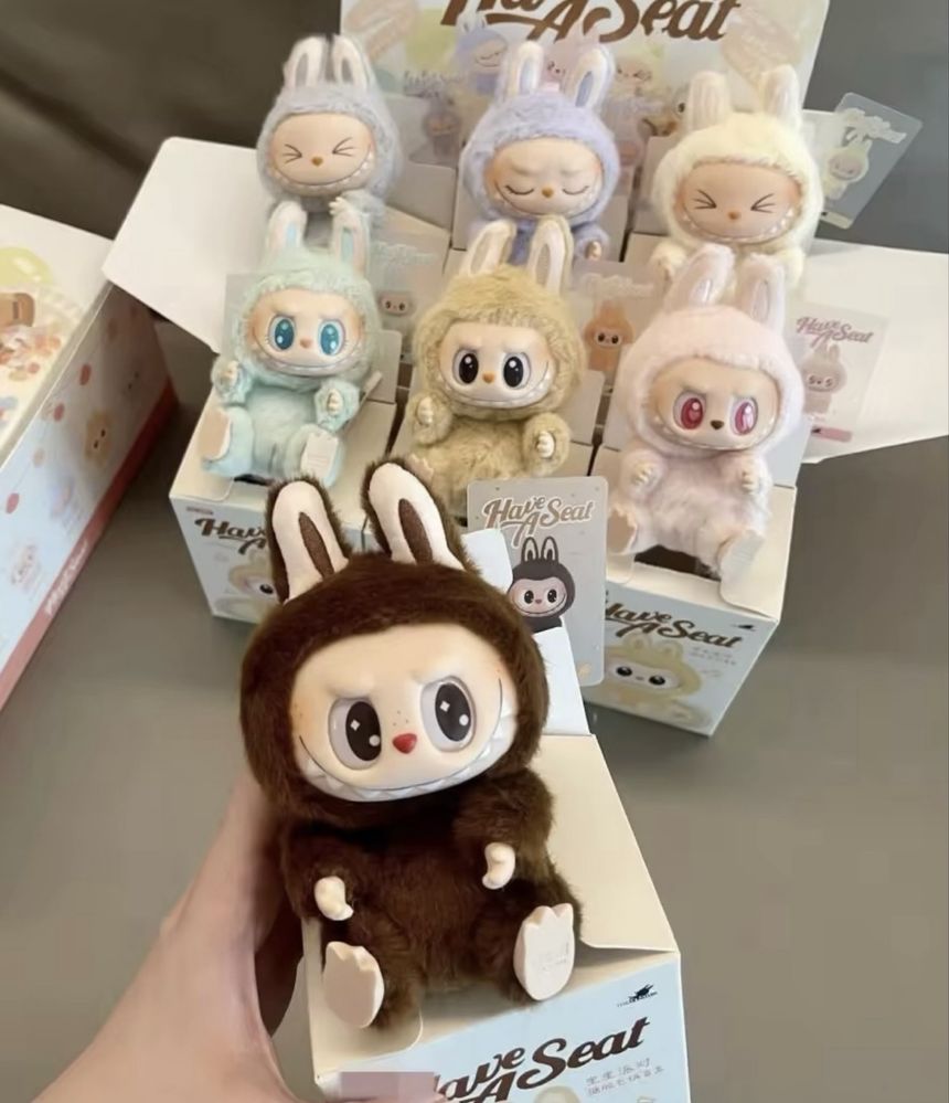 Labubu играчка 15см, Плюшена играчка Лабубу, Labubu Have A Seat