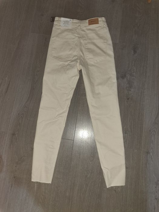 Дамски дънки Stradivarius