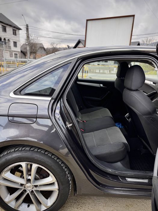 Audi a4 b8 - s line - limuzina - 2.0d 143 cp - an 2009 -