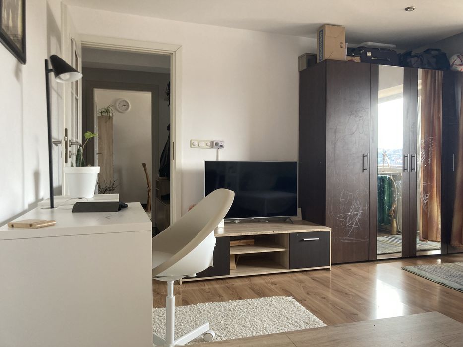 Vand apartament 1 camera