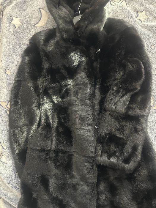 Норковая шуба в отличном состоянии.