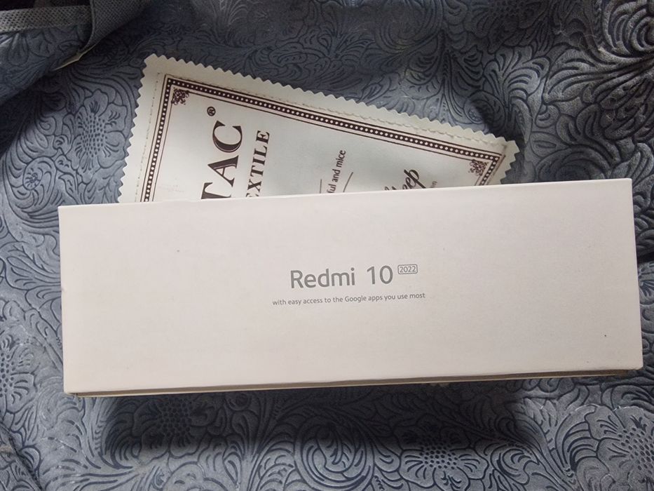 Redmi 10 6/128 с коробкой