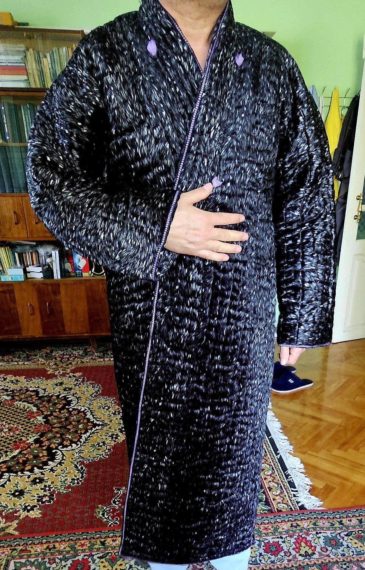 Чупон, тунлар бор.