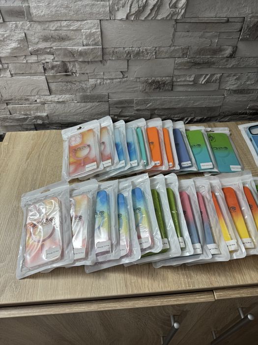 LOT/SET - 31 huse iPhone - 12 pro max / 13 pro / 13 pro max / 14 pro.