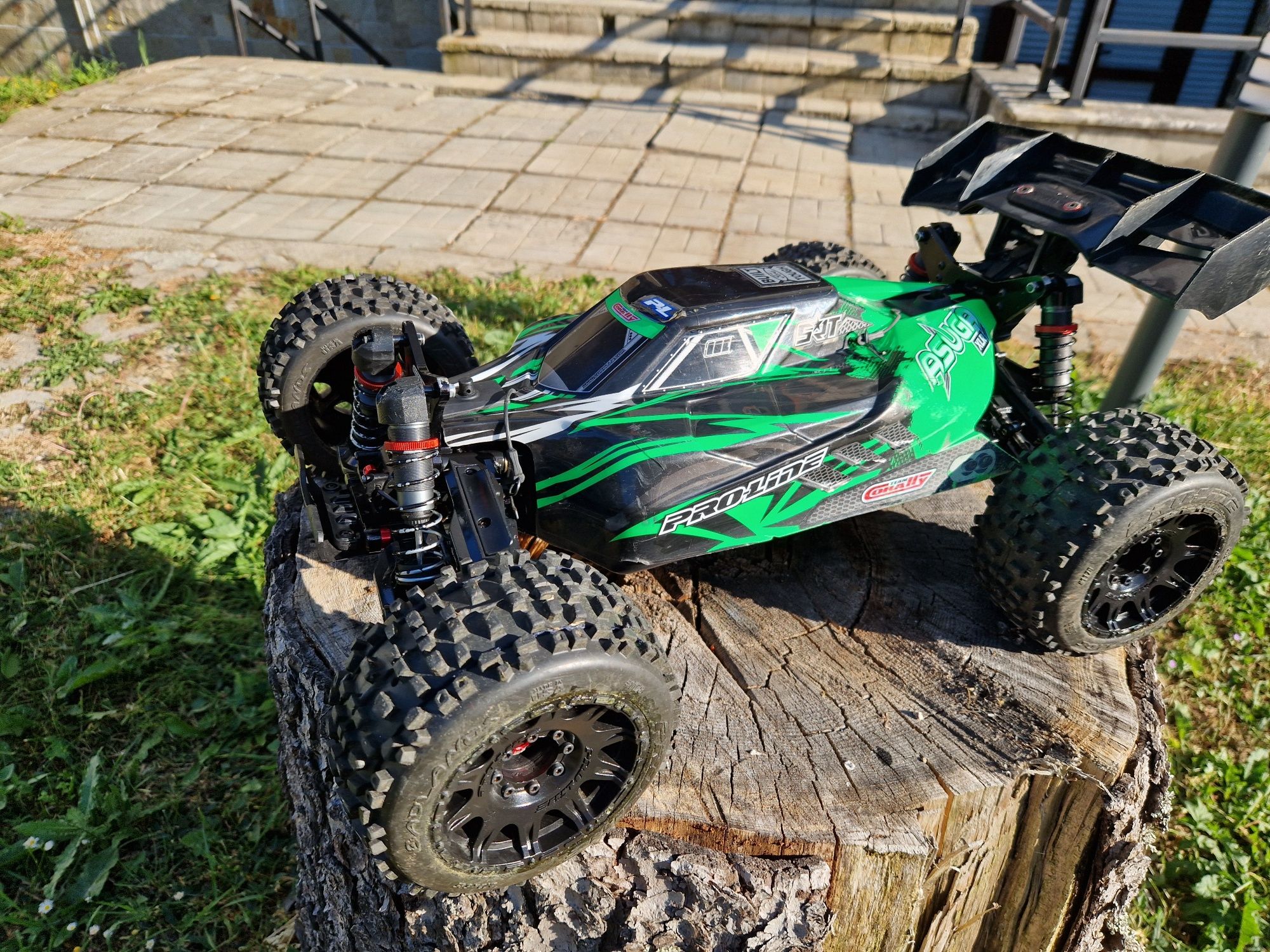 RC / РЦ модел Team Corally Asuga XLR
