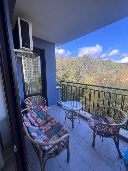 Дава се под наем Тристаен апартамент в к.к. Златни пясъци - 85 кв.м за 459 € - Снимка #19