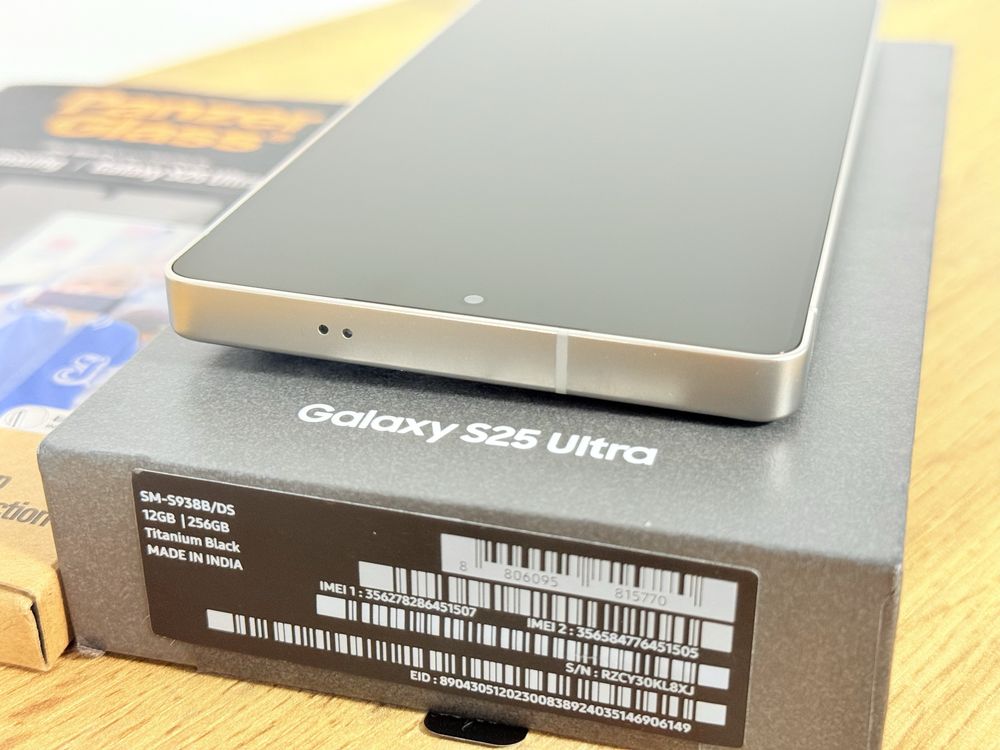 Samsung Galaxy S25 Ultra Чисто нов!!!