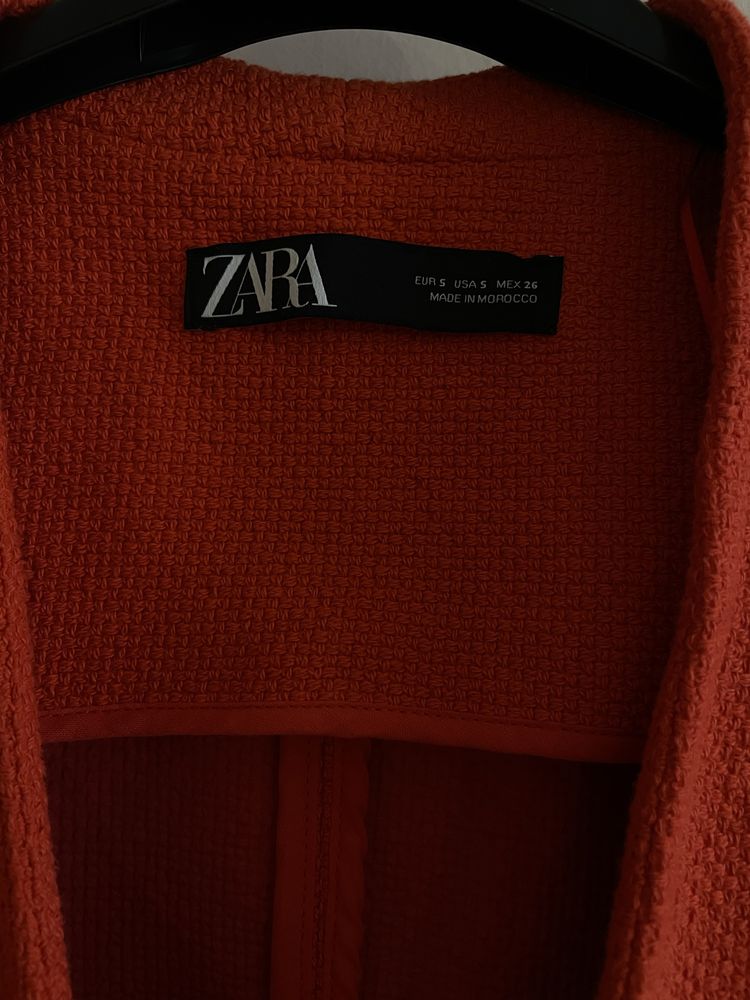 Сако от букле zara