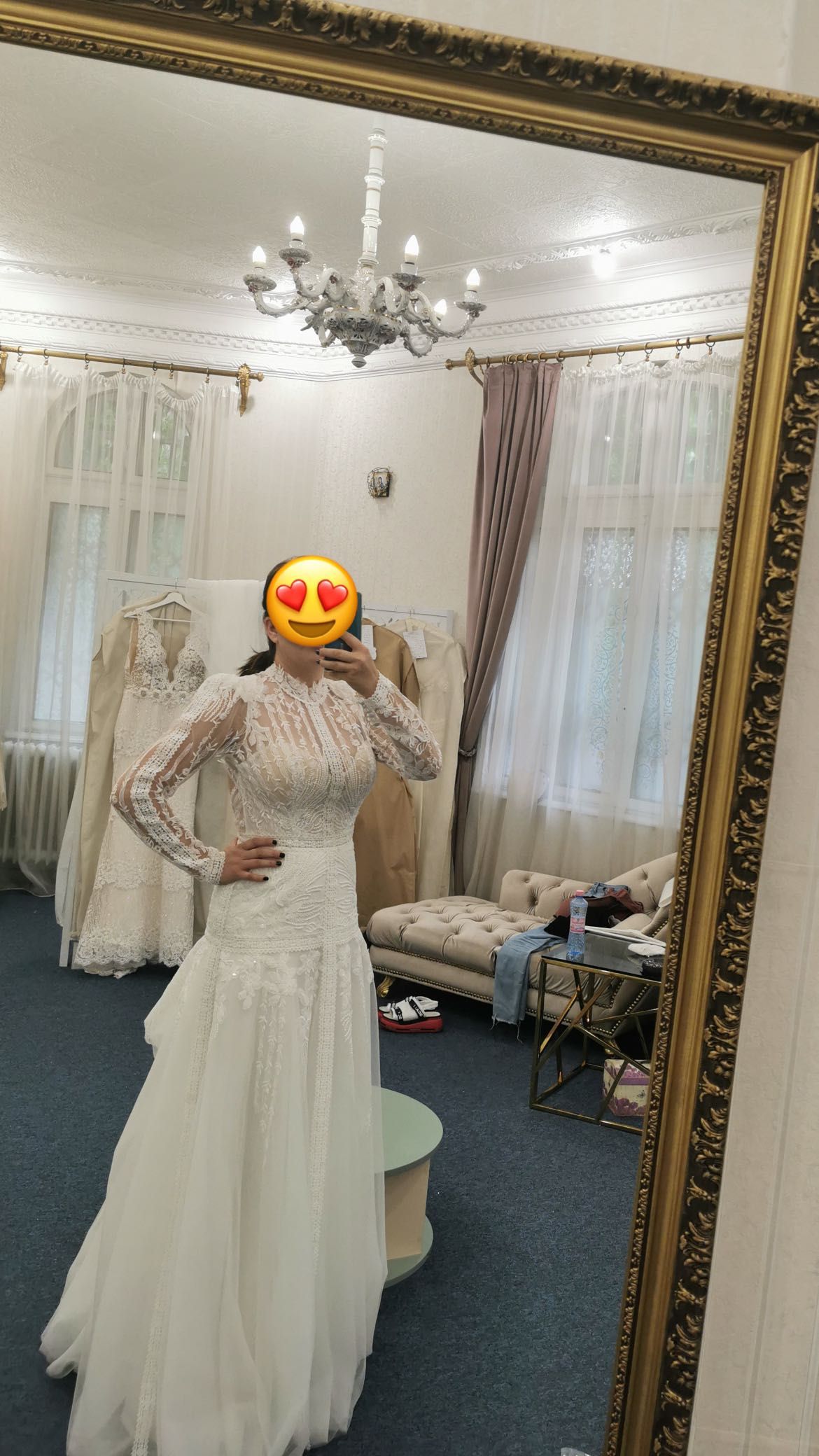 Rochie de mireasa cu mâneci