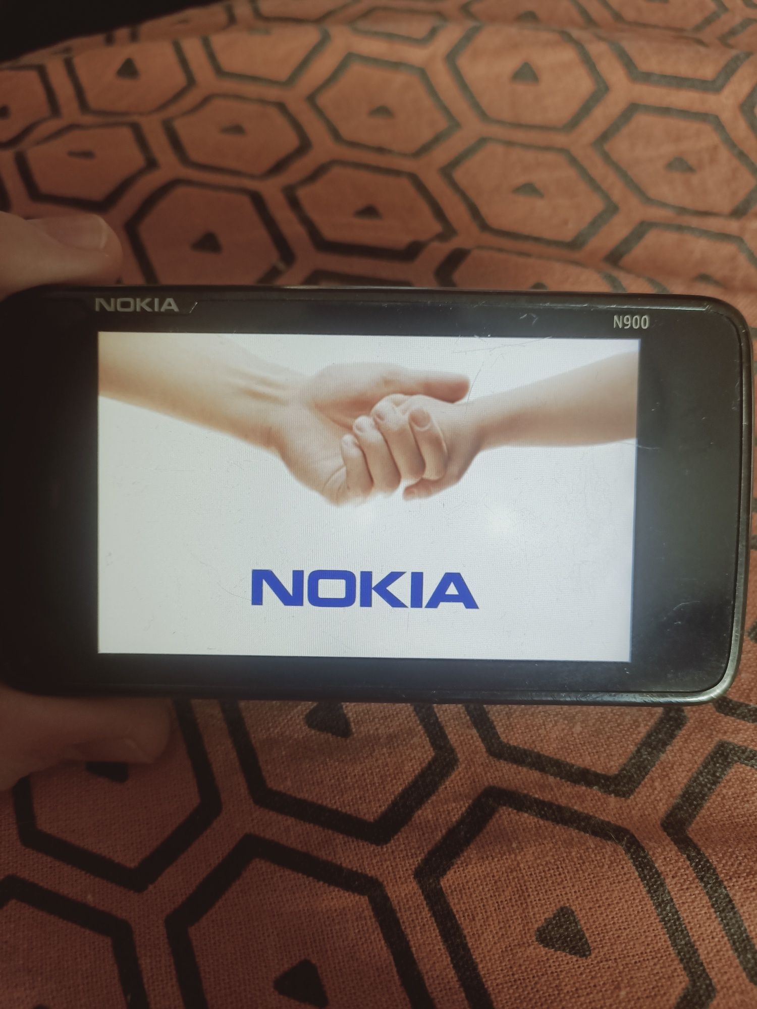 Телефон Nokia N900