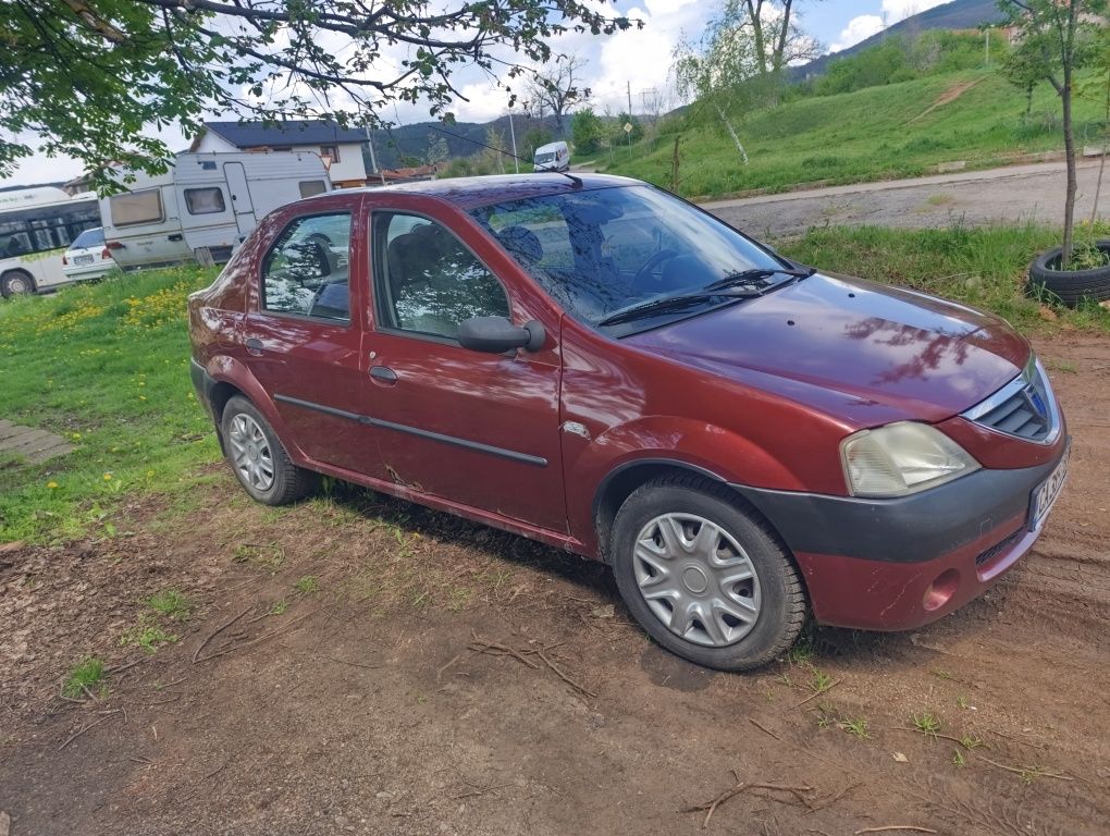 Продавам Дачия Логан 1.5 DCi 2006 г.цяла или на части