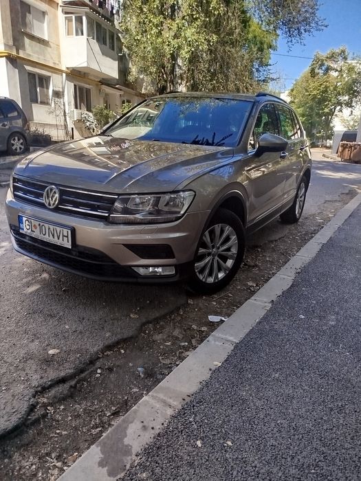 Vând Volkswagen Tiguan