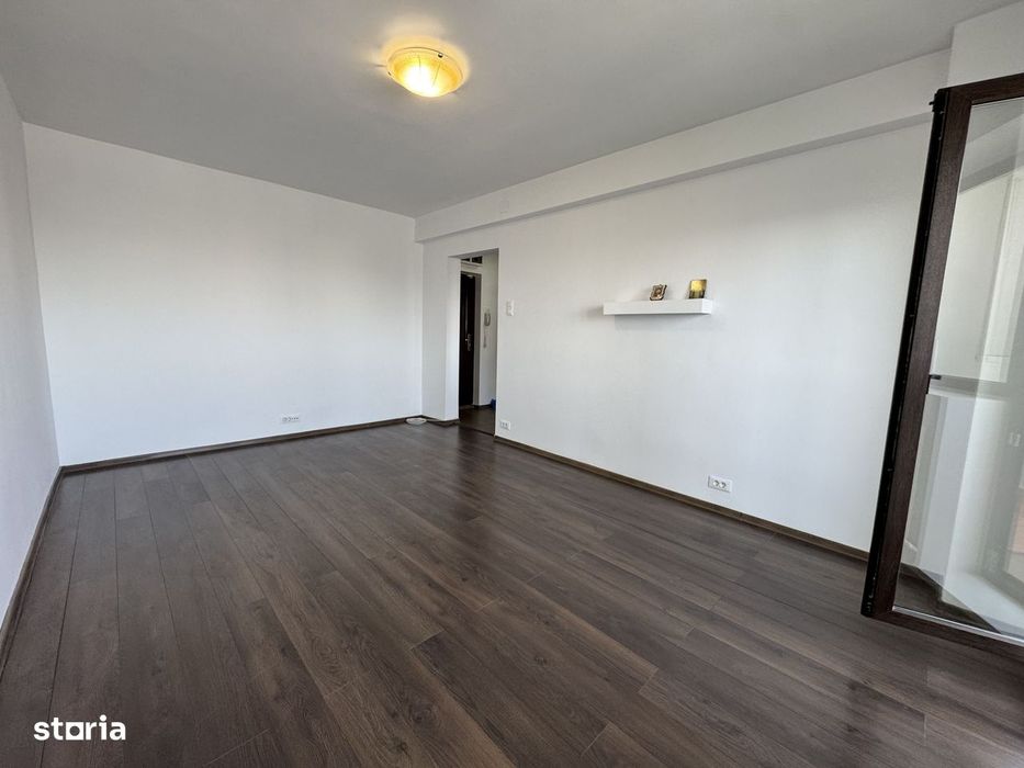 Apartament 4 camere-renovat-86 mp T470