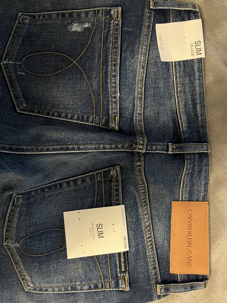 Оригинални мъжки дънки Calvin Klein!