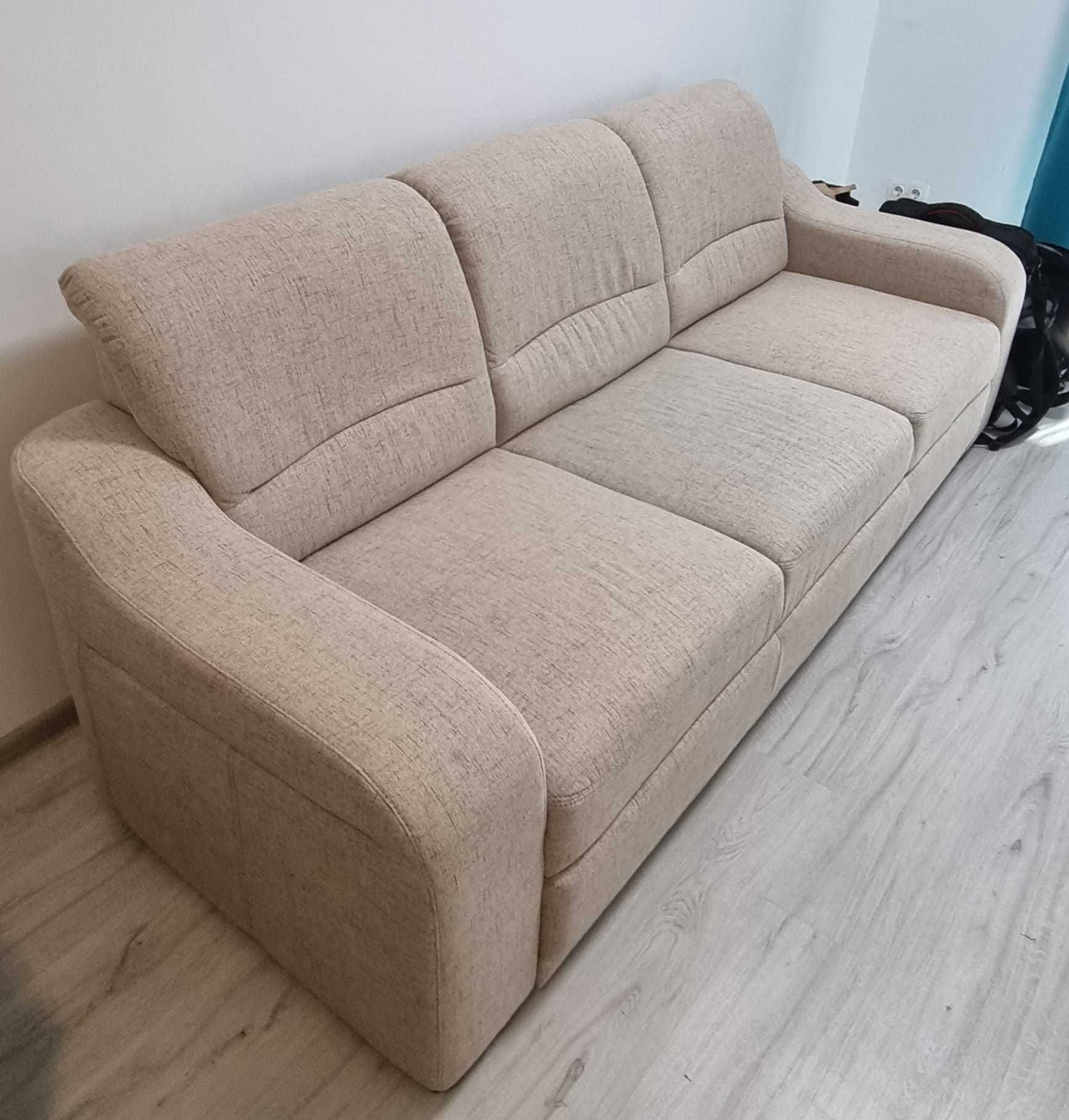 Canapea extensibila 3 locuri CasaRusu