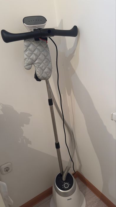 Паровый утюг продам