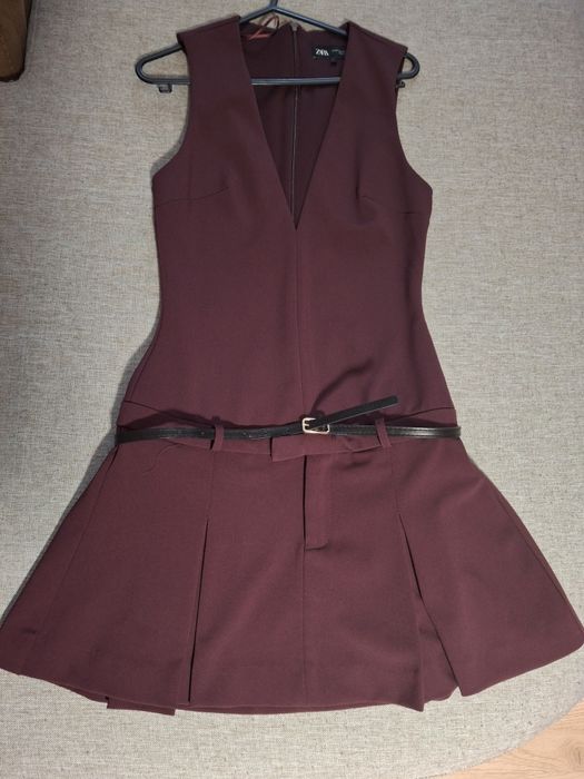 Страхотна  Рокля ZARA