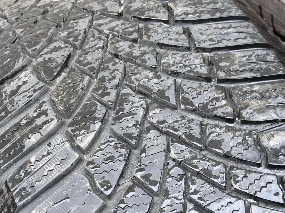 205/55/R16 Bridgestone Blizak 2бр зимни dot3623