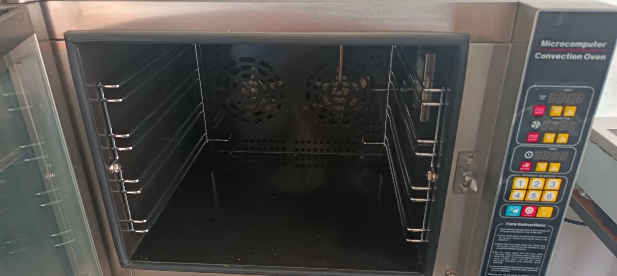 Пароконвектомат Convection Oven