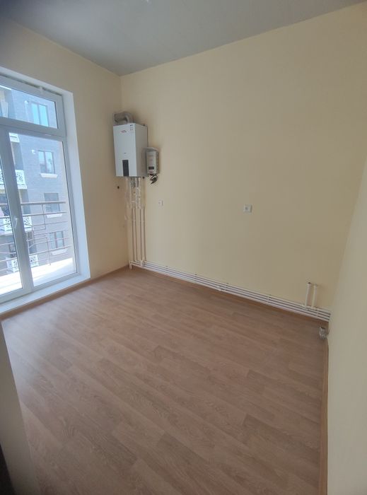 Сергили метрони 3чи бекати 1хона 30квадрат 39минг