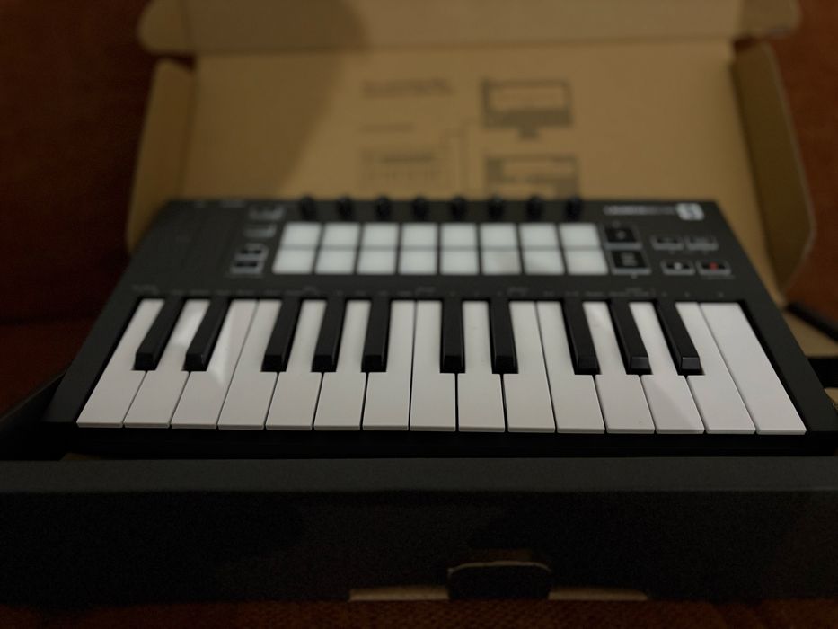 Novation Launchkey mini MK3