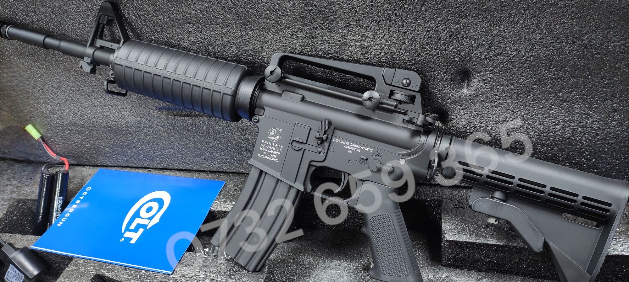 Colt M4A1 full metal arma asalt airsoft mitraliera AEG baterie inclusa