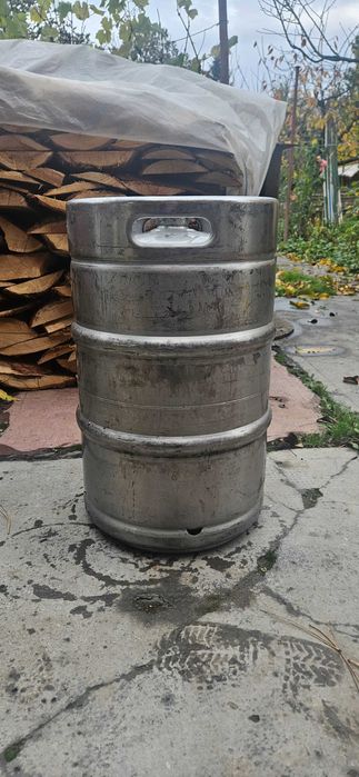 Vând butoi de bere inox 50 L și 30 L