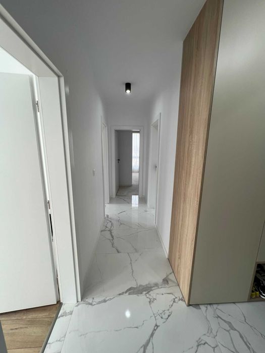 Дава се под наем Тристаен апартамент в София, Мусагеница - 90 кв.м за 325 € - Снимка #2