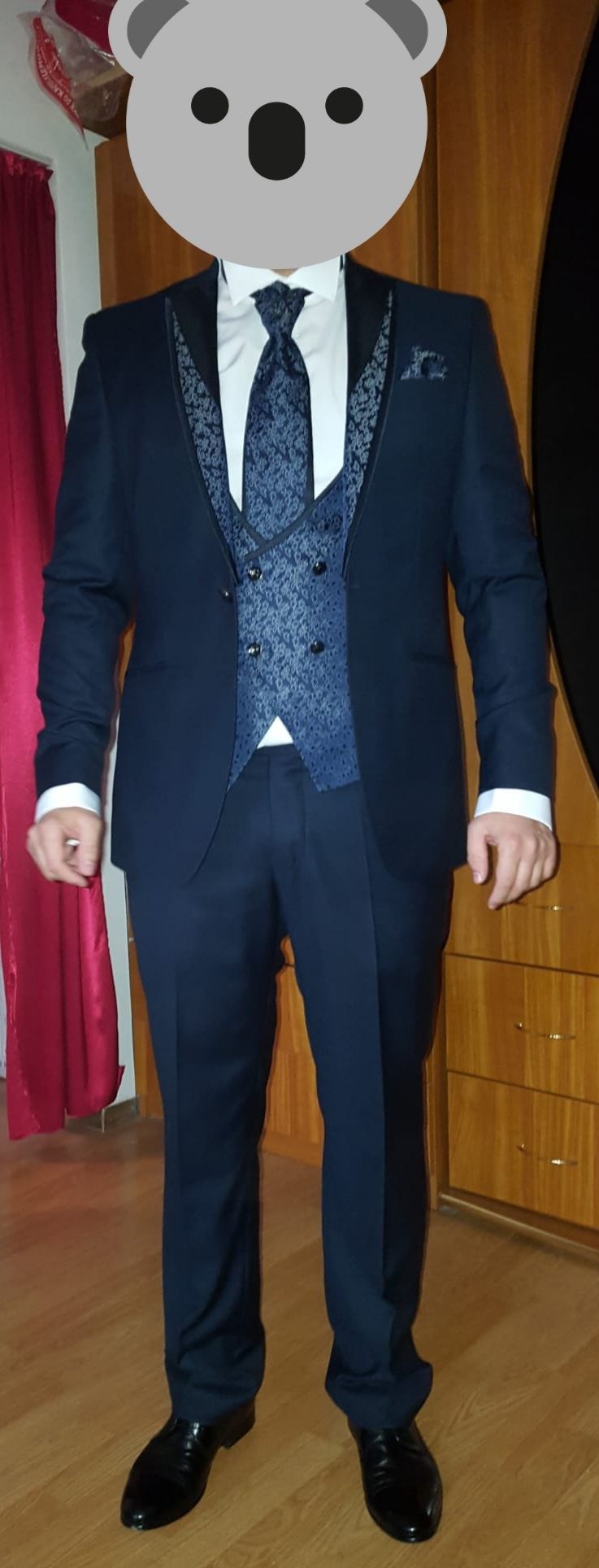 Costum ginere turcesc