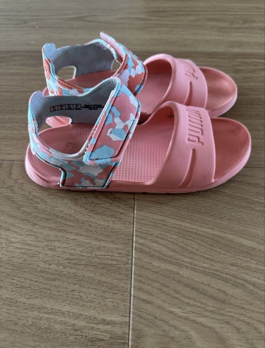Sandale PUMA fete, marime 31