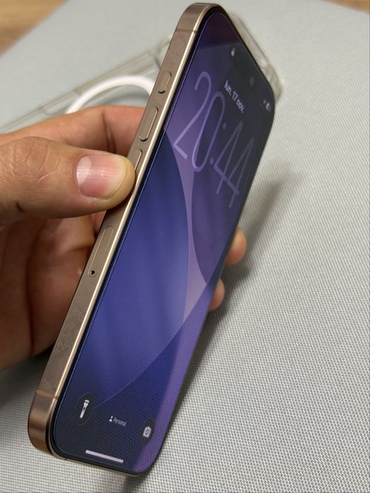 Iphone 16 pro 256gb, 100% bateria, desert titanium