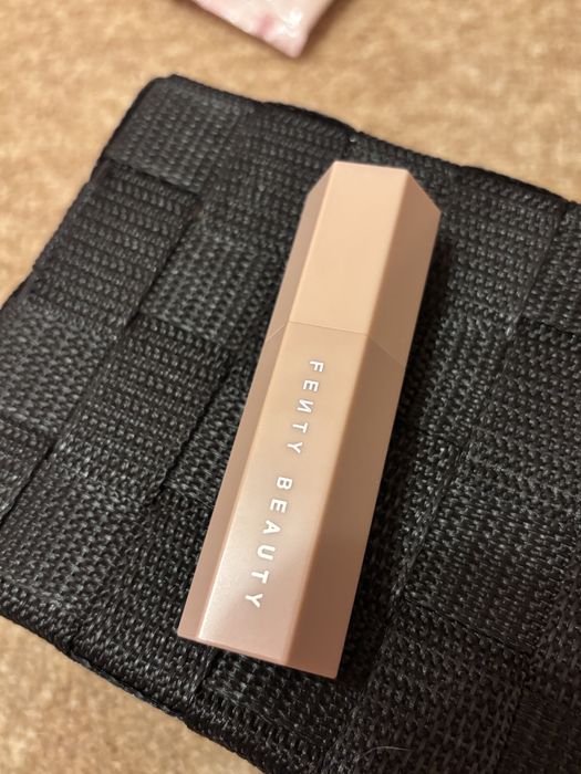 Fenty Beauty контур стик