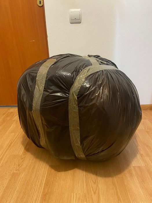 Urs de pluș gigant