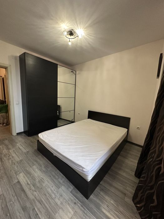 Двустаен апартамент под наем Цветен квартал