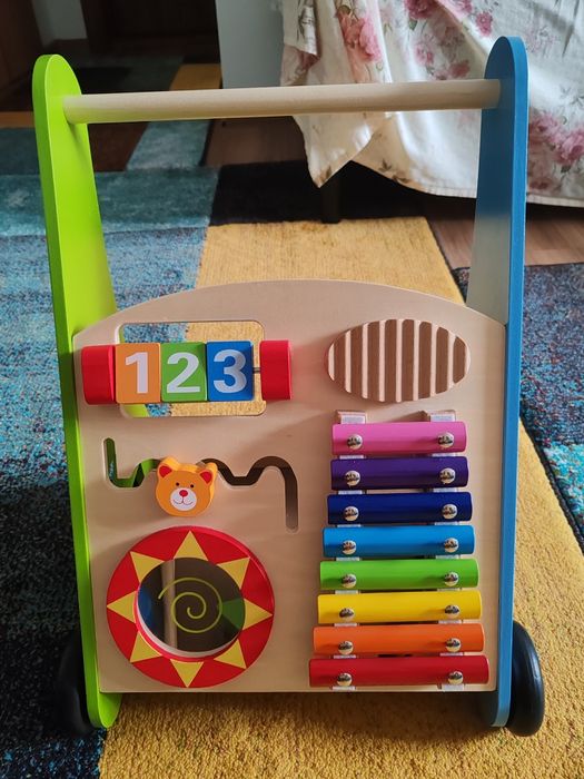 Antemergator din lemn