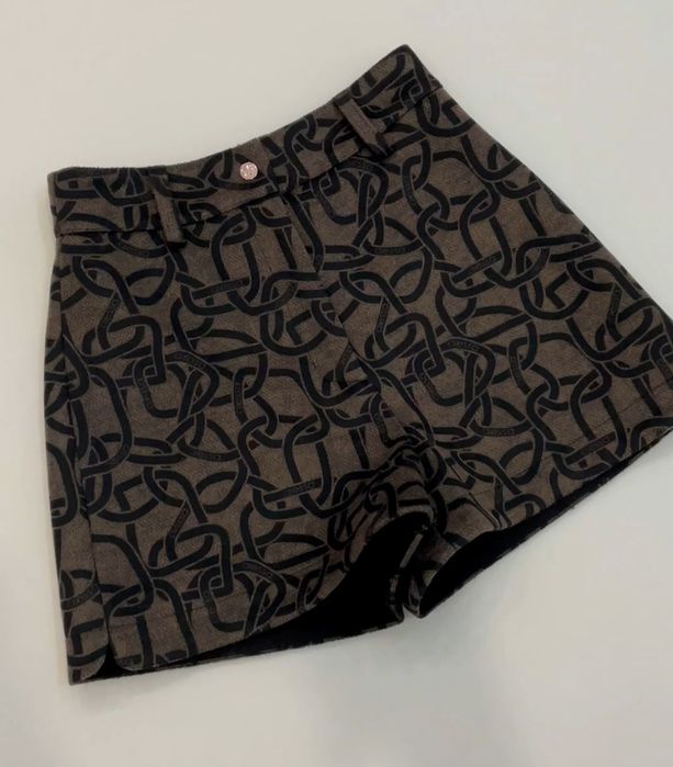 Къси панталонки Алеса, Alessa