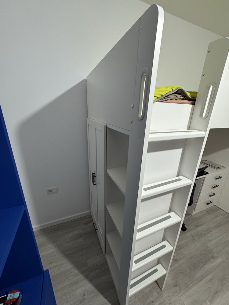 Pat supraetajat cu birou pentru copii Ikea Smastad 90x200