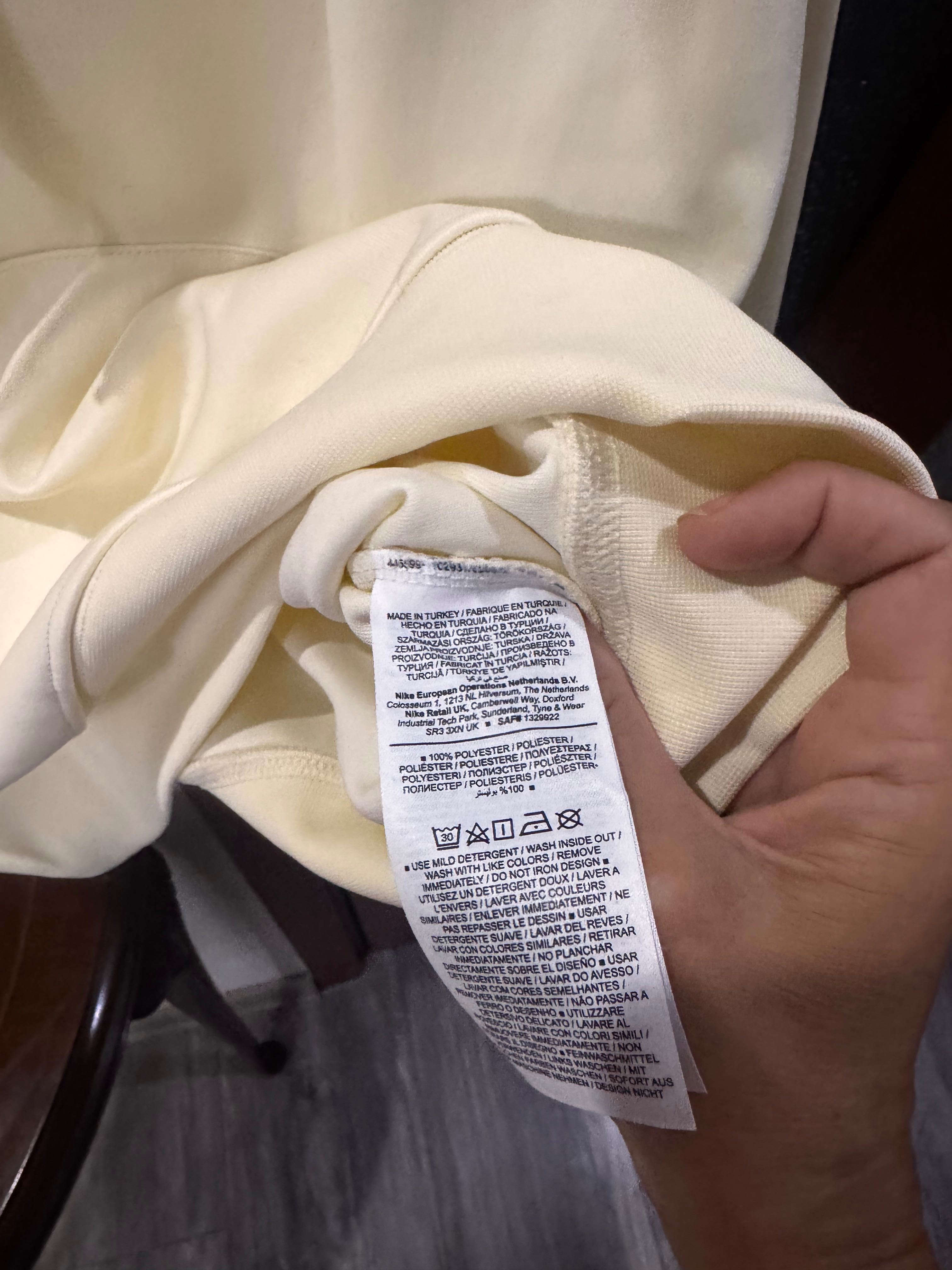Nike sweatshirt M/L