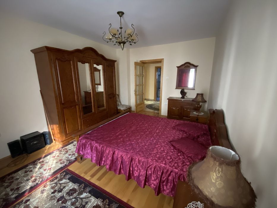 De vanzare casa/pensiune Baile Herculane