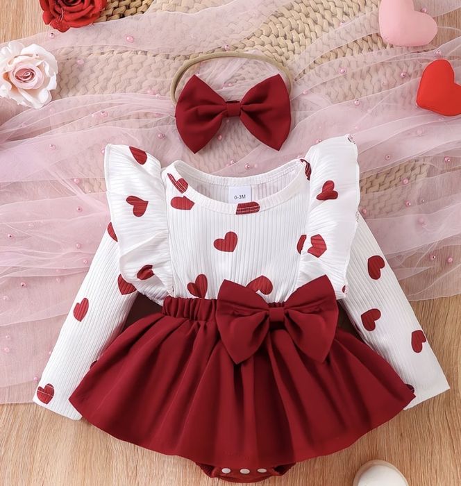 Платье на девочку до 2х месяцев