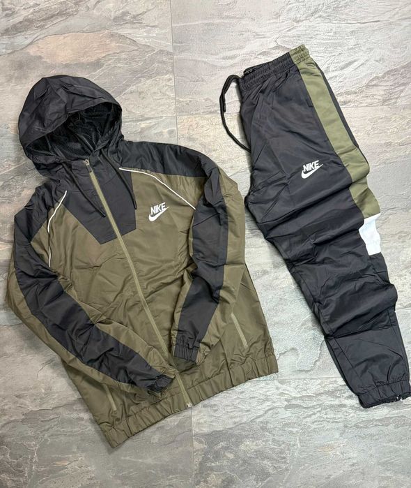 Мъжки Екипи Lacoste - High Quality